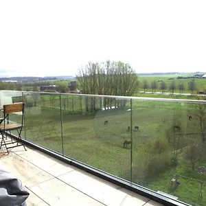 Peaceful Modern 2 Bedroom Penthouse With View Apartment Hesperange