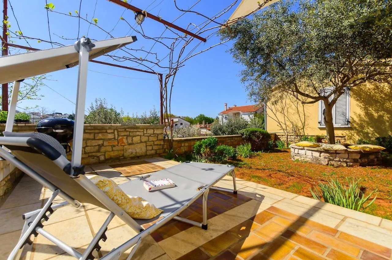 Apartment Macan, Beautiful Green Oasis Pula