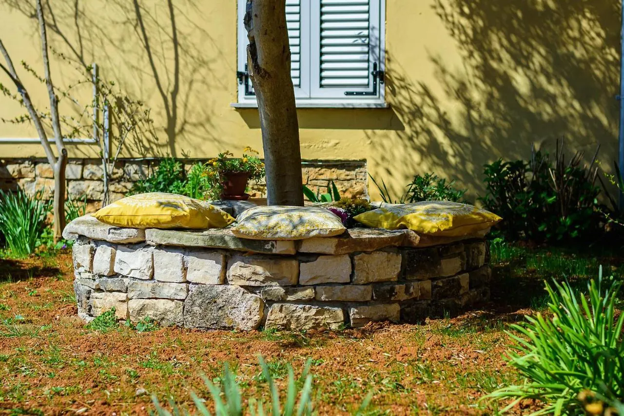 Apartment Macan, Beautiful Green Oasis Pula