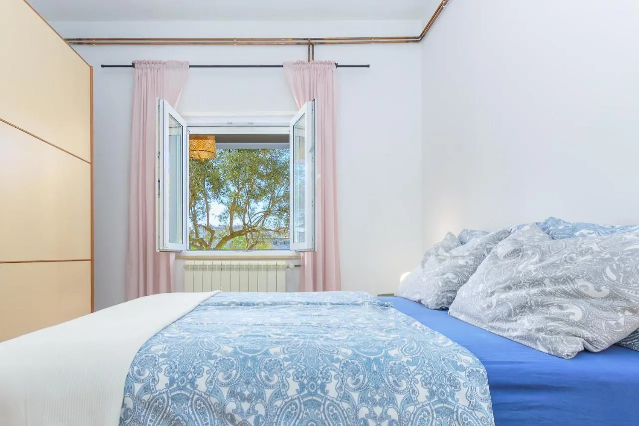Apartment Macan, Beautiful Green Oasis Pula