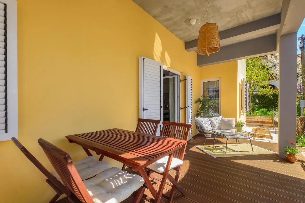 Apartment Macan, Beautiful Green Oasis Pula 0*,  Kroatië